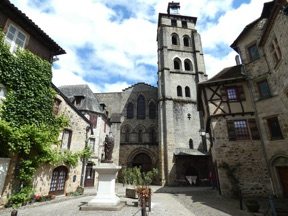 BEAULIEU SUR DORDOGNE
Eglise St Pierre